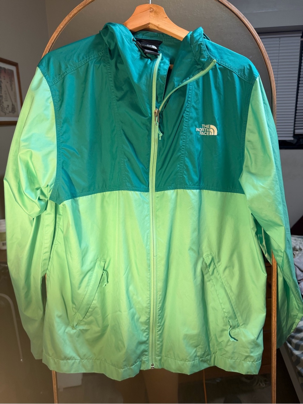 The North Face Men’s Cyclone jacket